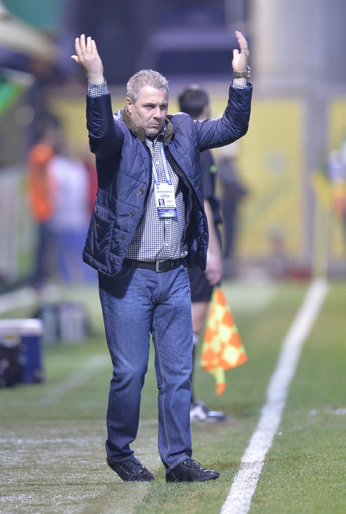 FOTO şi VIDEO Brînci de la Şumudică » Răzvan Lucescu, fără victorie în două meciuri. Chiajna - Petrolul 0-0