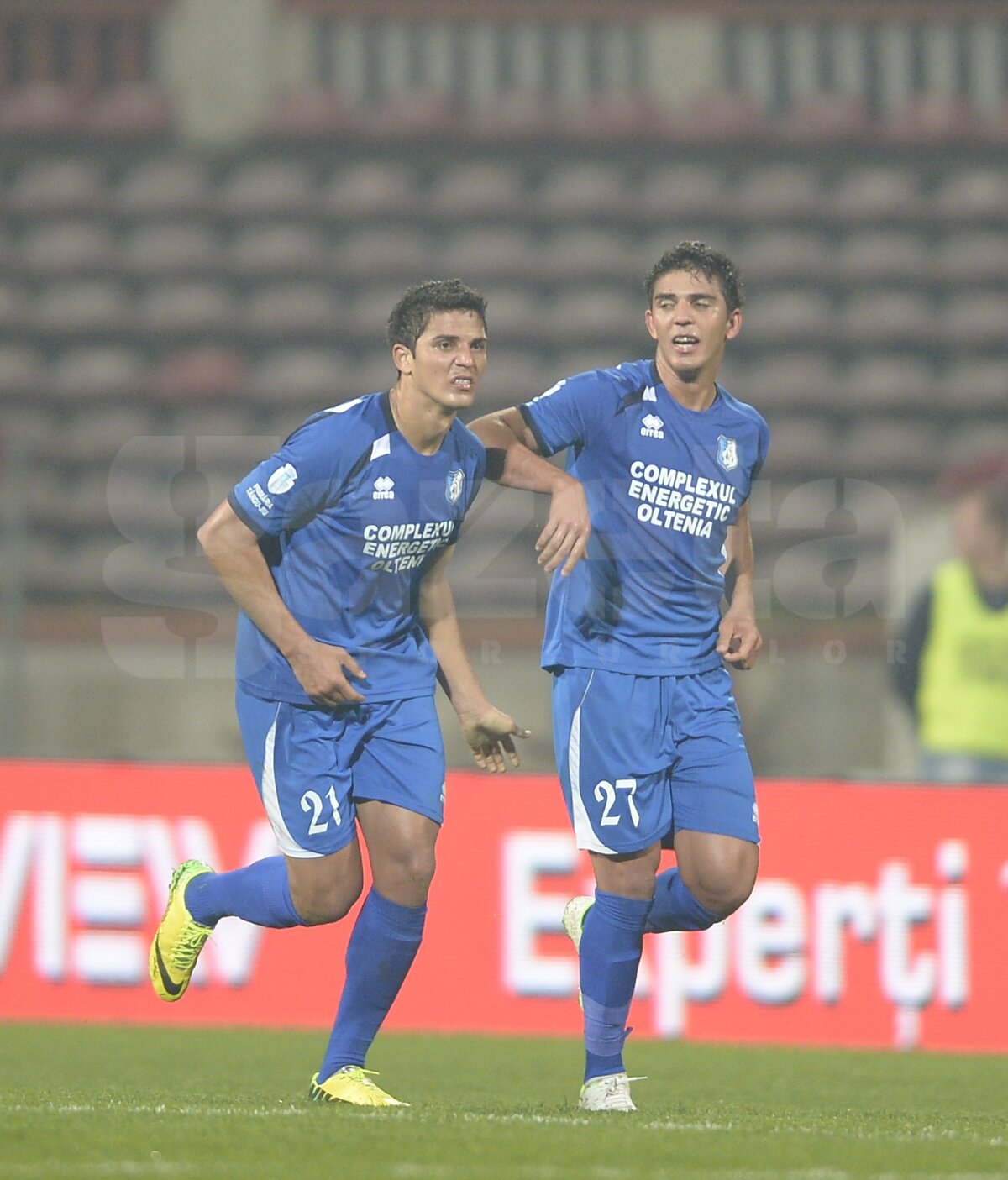 FOTO şi VIDEO "Cîinii" au fost învinşi dramatic în prelungiri, într-un meci în care Bilinski a impresionat. Dinamo - Pandurii 2-3