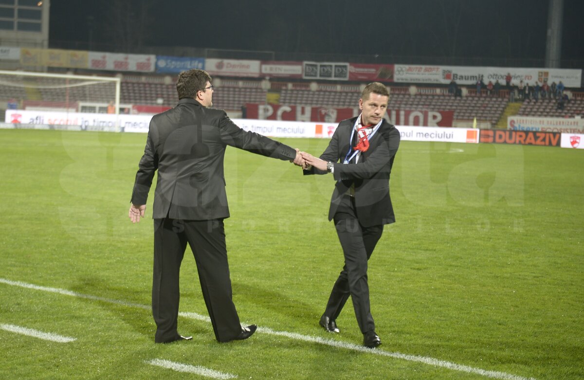 FOTO şi VIDEO "Cîinii" au fost învinşi dramatic în prelungiri, într-un meci în care Bilinski a impresionat. Dinamo - Pandurii 2-3