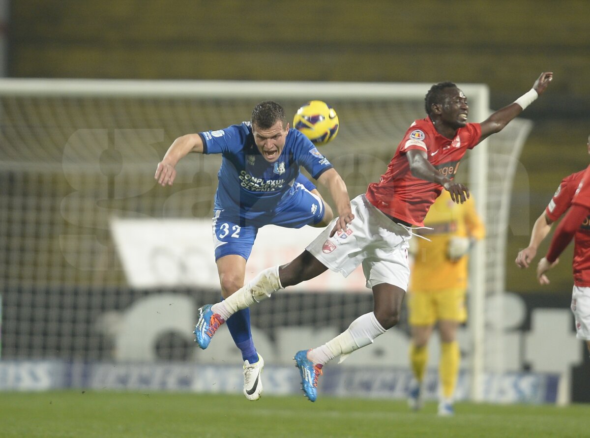 FOTO şi VIDEO "Cîinii" au fost învinşi dramatic în prelungiri, într-un meci în care Bilinski a impresionat. Dinamo - Pandurii 2-3