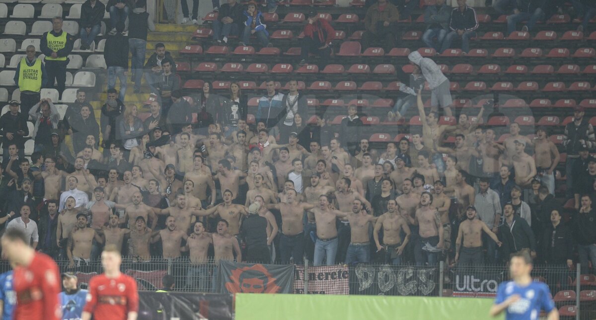 FOTO şi VIDEO "Cîinii" au fost învinşi dramatic în prelungiri, într-un meci în care Bilinski a impresionat. Dinamo - Pandurii 2-3