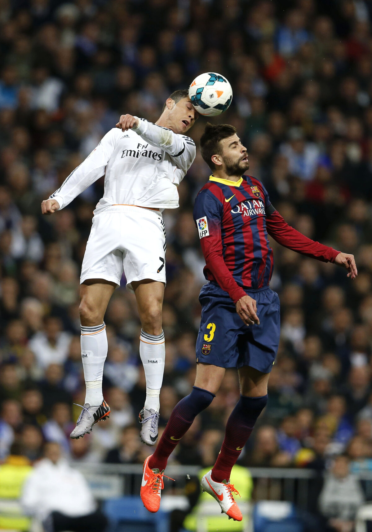 FOTO Zece imagini spectaculoase din El Clasico! Cristiano Ronaldo şi Lionel Messi s-au ridicat din nou la cel mai înalt nivel