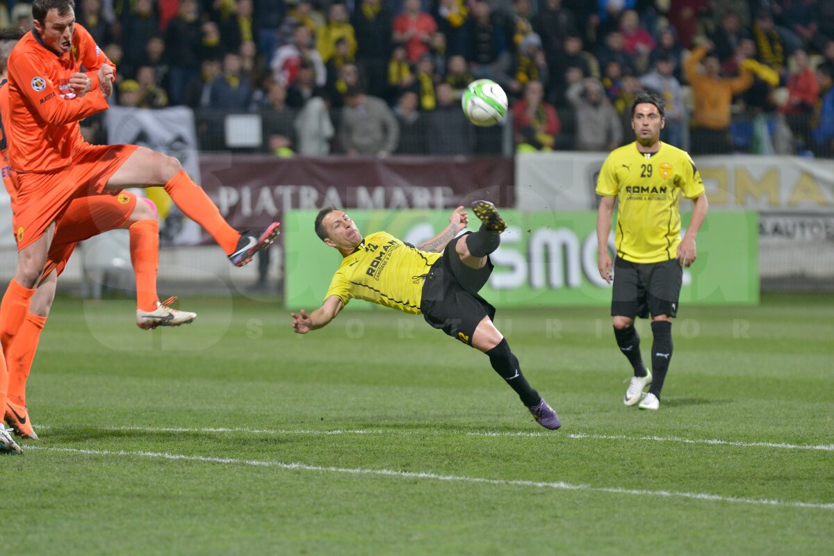 VIDEO+FOTO Braşovul trăieşte » Andrei Cristea îi propulsează pe ardeleni la un punct de salvare, după 1-0 cu Ceahlăul