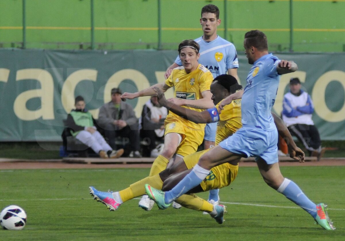 FOTO şi VIDEO FC Vaslui - FC Braşov 1-0 » Moldovenii trec peste Dinamo în clasament