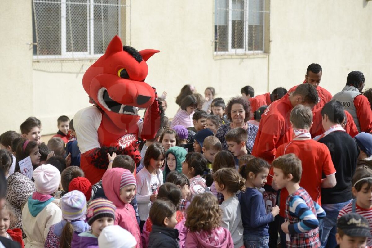 GALERIE FOTO "Ora de Dinamo" a avut un nou episod » Cei mai importanţi dinamovişti au fost prezenţi la eveniment