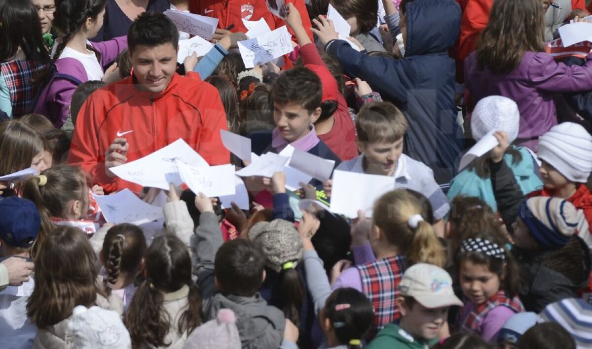 GALERIE FOTO "Ora de Dinamo" a avut un nou episod » Cei mai importanţi dinamovişti au fost prezenţi la eveniment