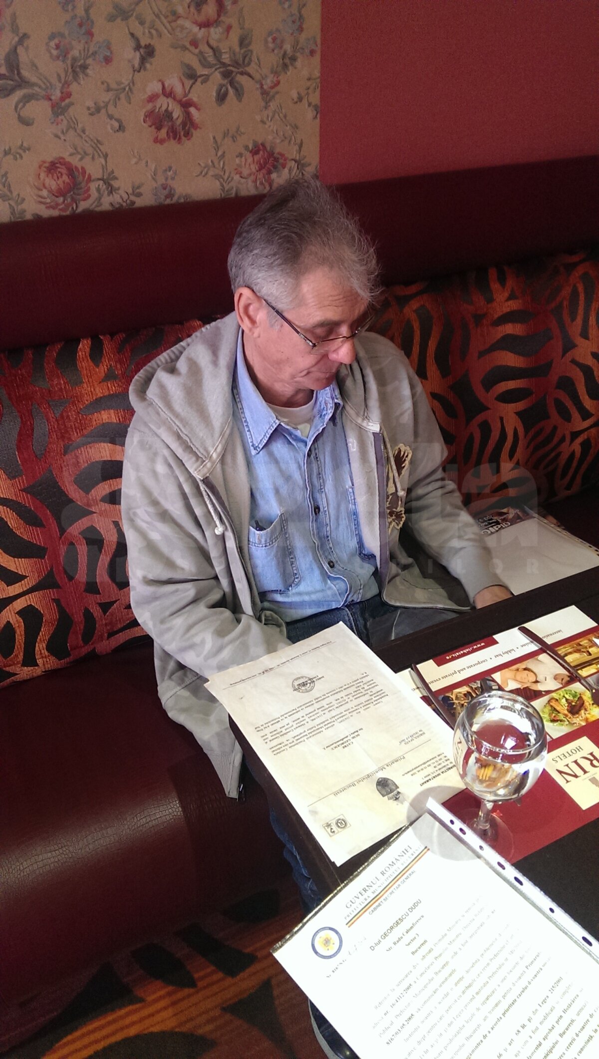 "Gheata" scoasă în stradă » Cum a ajuns Dudu Georgescu să îşi piardă vila de 245 metri pătraţi