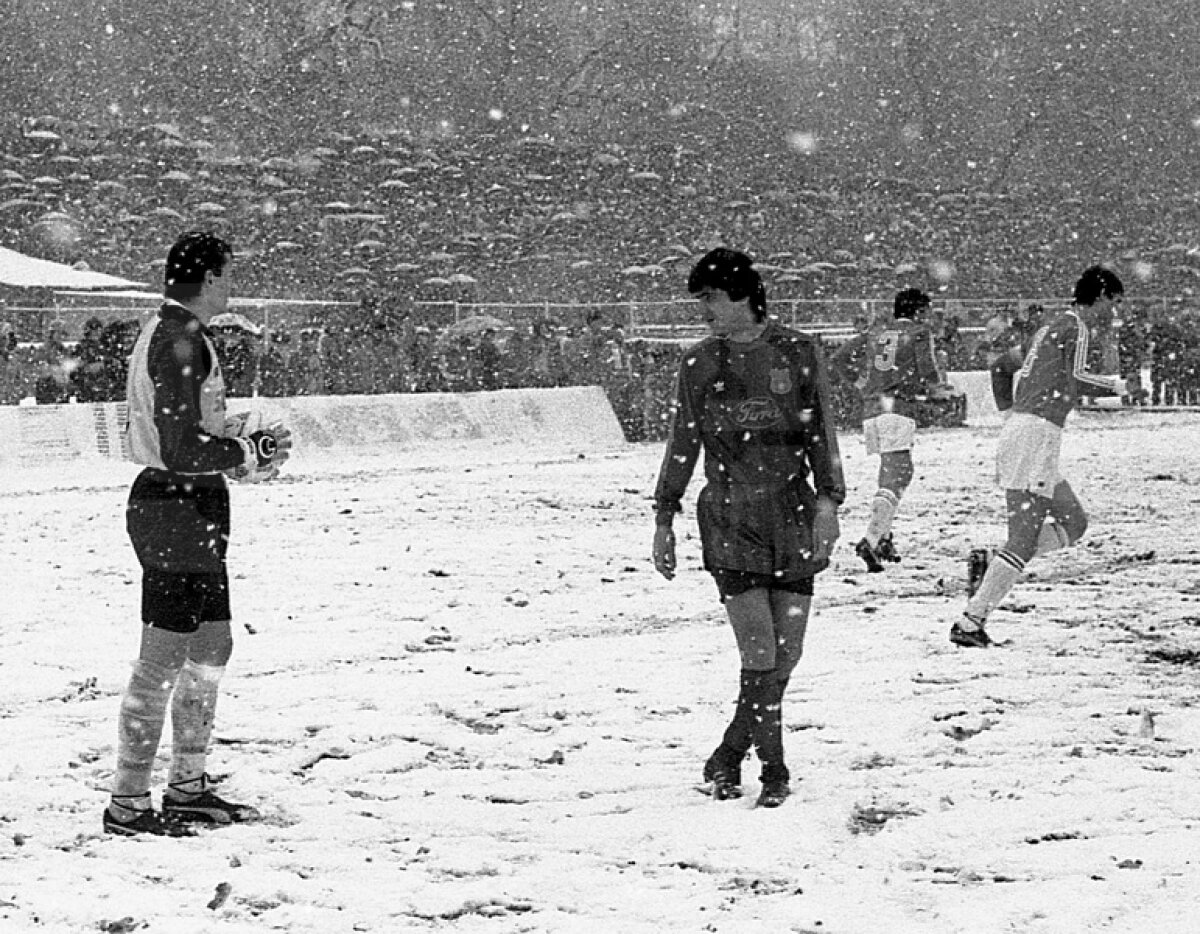 GALERIE FOTO Ziua "Fiarei" » 30 de imagini spectaculoase din cariera lui Marius Lăcătuş