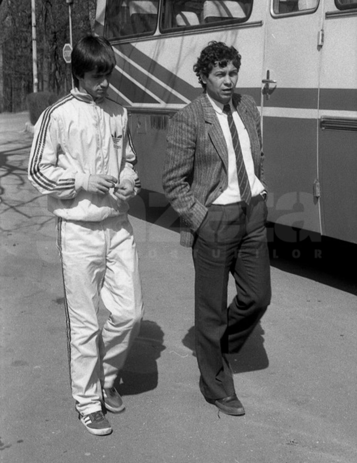 GALERIE FOTO Ziua "Fiarei" » 30 de imagini spectaculoase din cariera lui Marius Lăcătuş