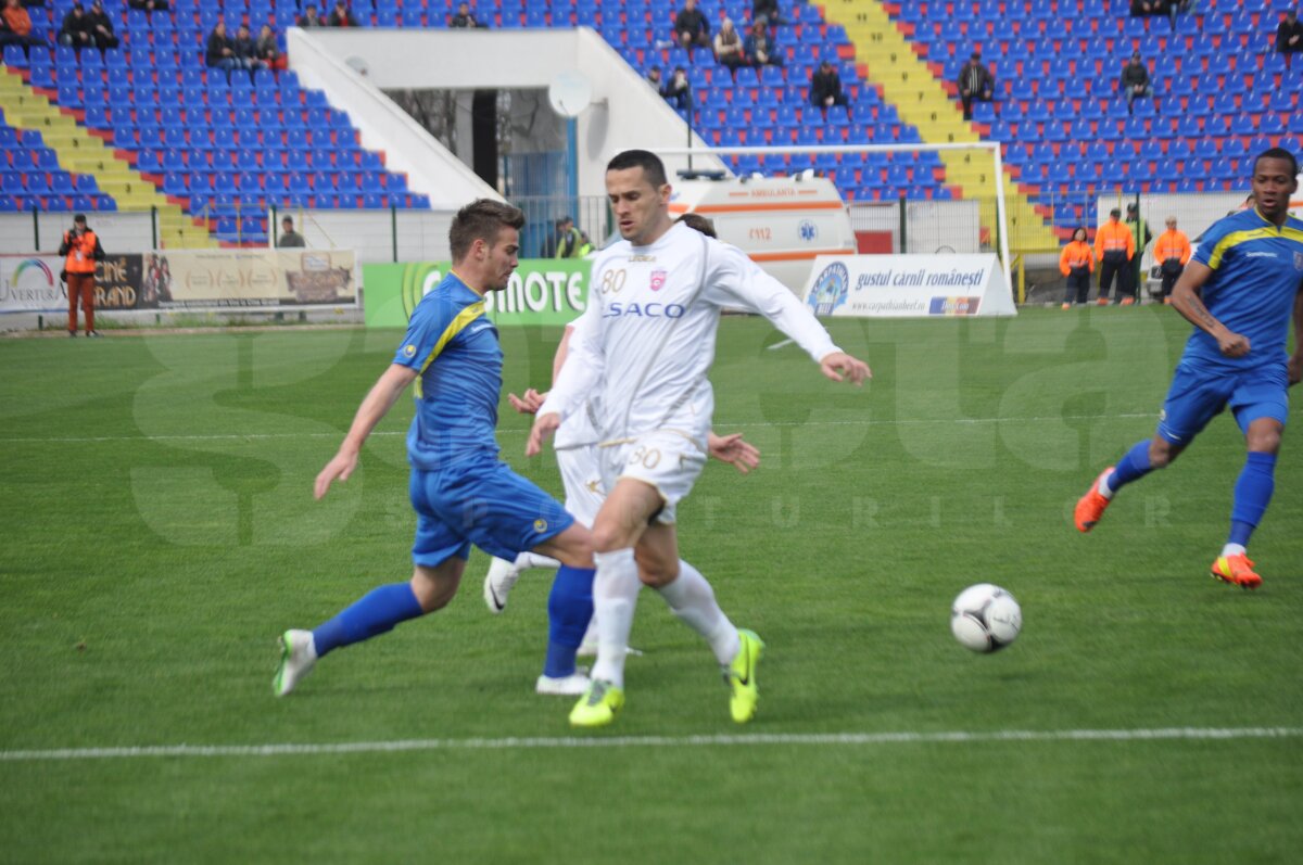 VIDEO FC Botoşani - Corona 3-1 » Moldovenii au urcat pe 7 în Liga 1 şi sînt ca şi salvaţi