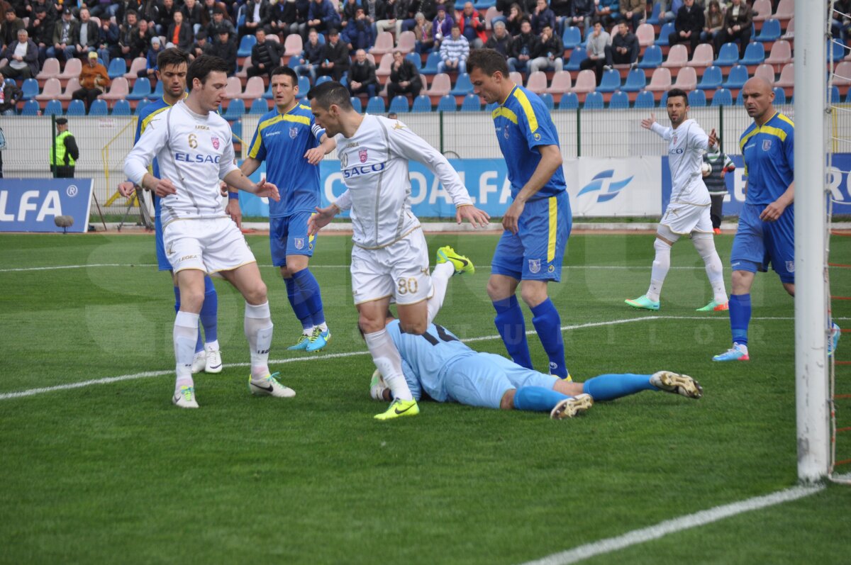 VIDEO FC Botoşani - Corona 3-1 » Moldovenii au urcat pe 7 în Liga 1 şi sînt ca şi salvaţi