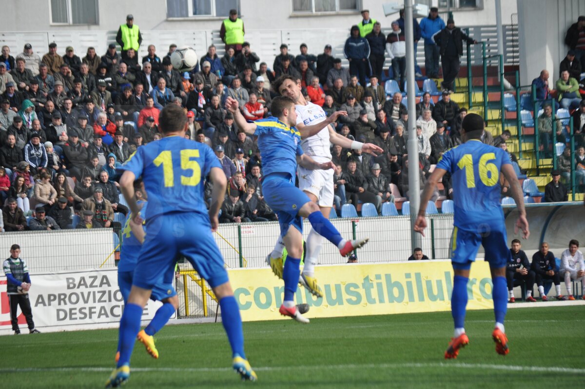 VIDEO FC Botoşani - Corona 3-1 » Moldovenii au urcat pe 7 în Liga 1 şi sînt ca şi salvaţi