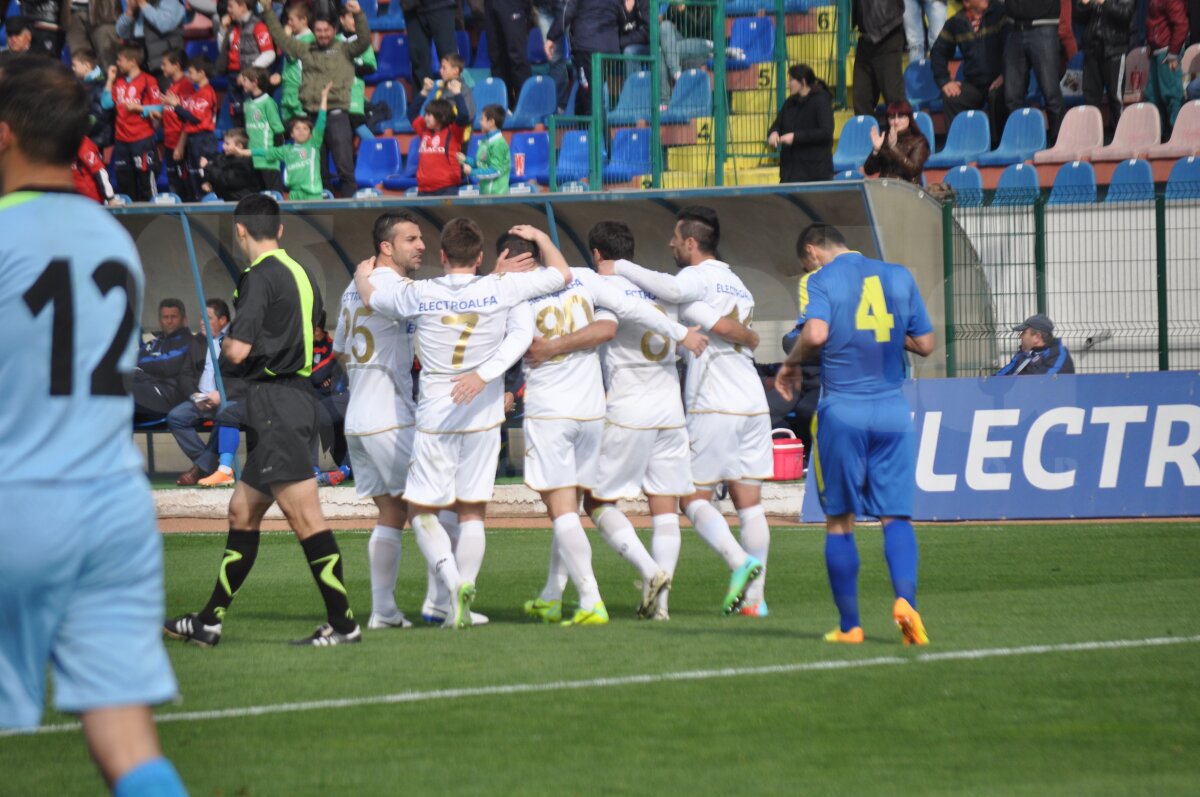 VIDEO FC Botoşani - Corona 3-1 » Moldovenii au urcat pe 7 în Liga 1 şi sînt ca şi salvaţi