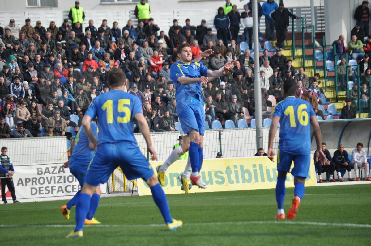 VIDEO FC Botoşani - Corona 3-1 » Moldovenii au urcat pe 7 în Liga 1 şi sînt ca şi salvaţi