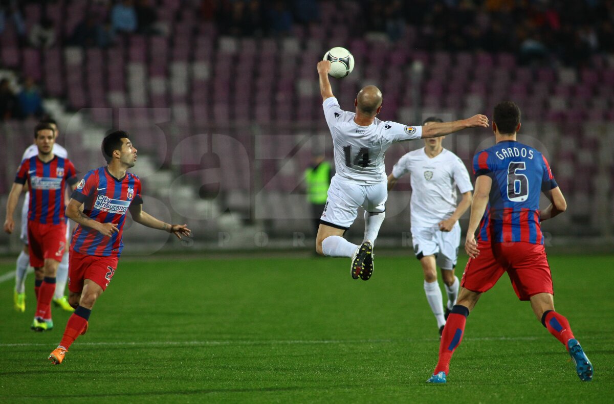 VIDEO şi FOTO ACS Poli - Steaua 0-0 » Roş-albaştrii dau şansa Astrei să se apropie la 6 puncte