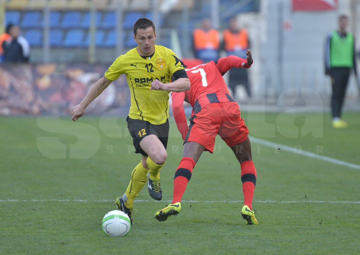 FOTO şi VIDEO FC Braşov - Astra 2-1 » Ardelenii au cîştigat 3 puncte vitale! Giurgiuvenii sînt tot mai departe de Steaua