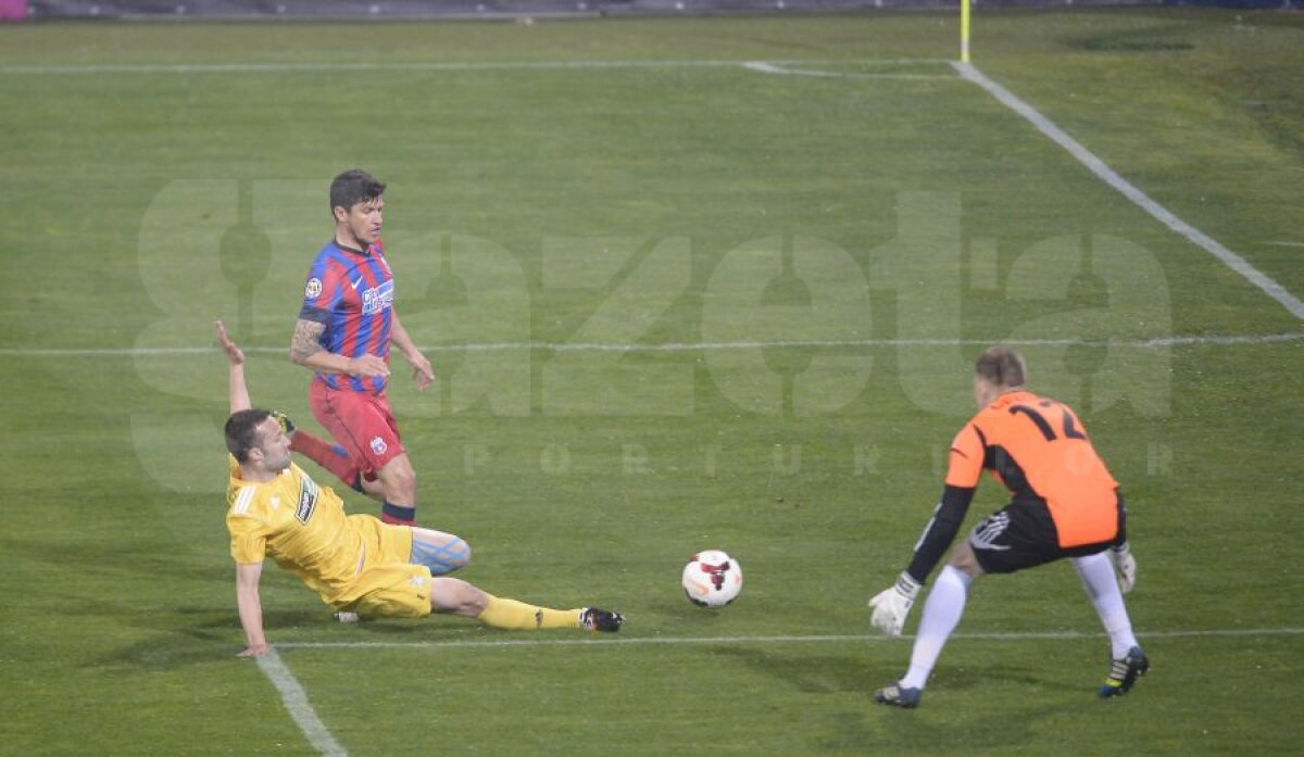 FOTO şi VIDEO Lovitura "greviştilor" » Vasluienii au învins Steaua în Ghencea, scor 1-0, prima înfrîngere a campioanei în acest sezon