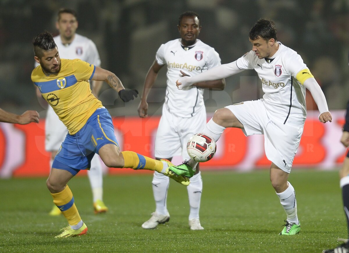 FOTO Astra - Petrolul 2-1 » Paul Papp îi califică pe giurgiuveni în finală cu un gol din ofsaid în ultimul minut