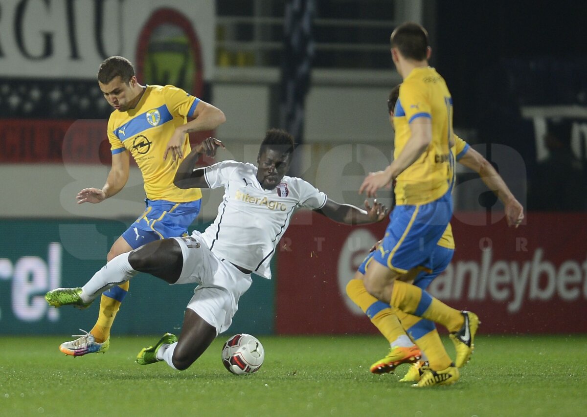 FOTO Astra - Petrolul 2-1 » Paul Papp îi califică pe giurgiuveni în finală cu un gol din ofsaid în ultimul minut