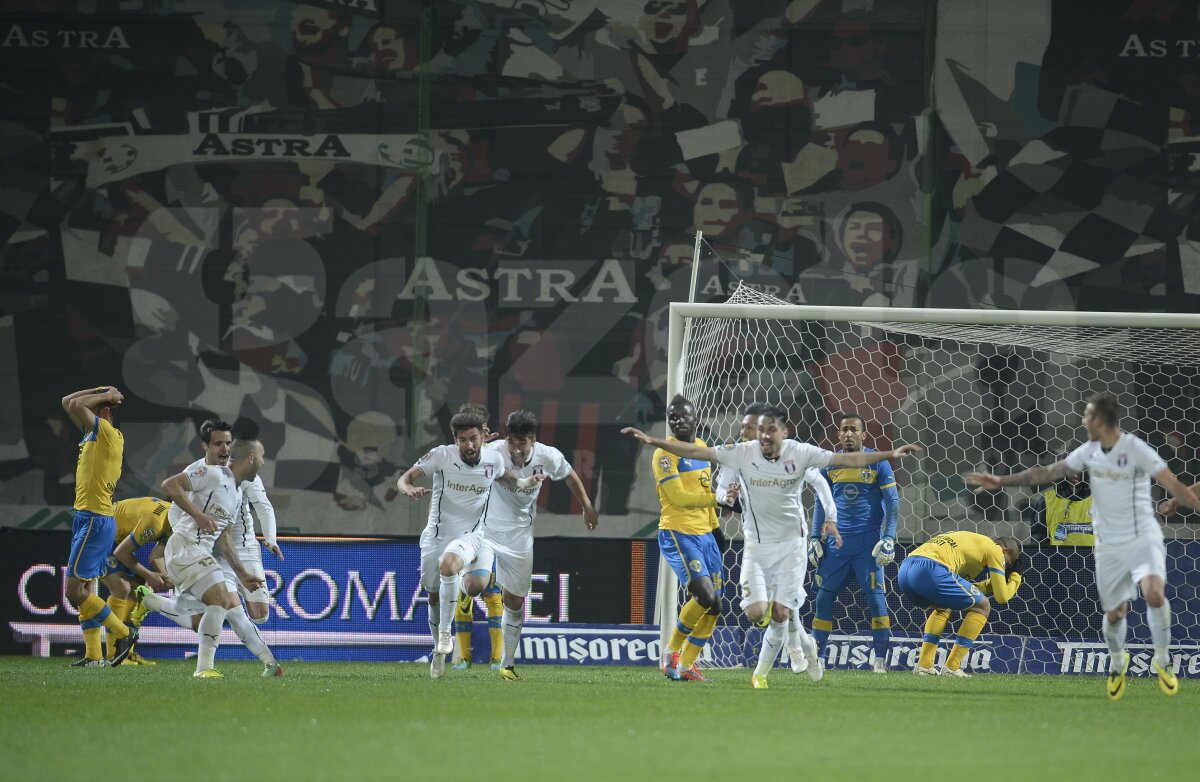 FOTO Astra - Petrolul 2-1 » Paul Papp îi califică pe giurgiuveni în finală cu un gol din ofsaid în ultimul minut