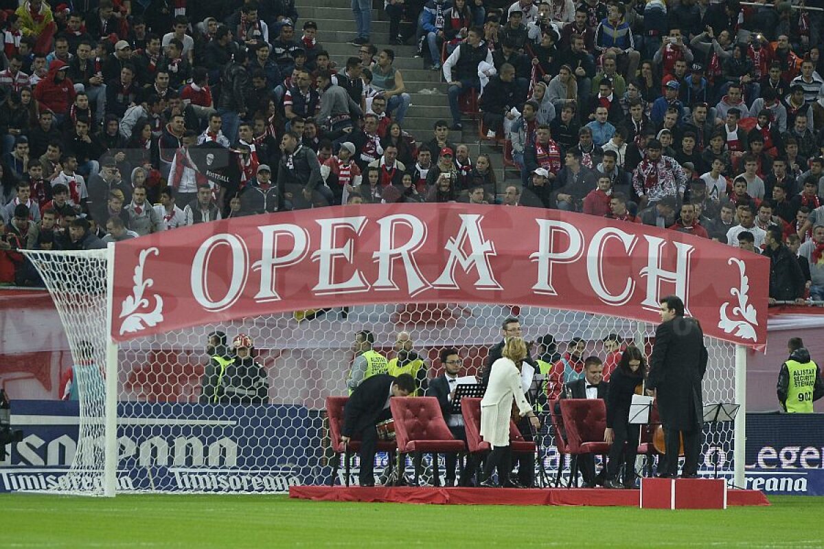 FOTO Spectacol pe Naţional Arena » Duel incendiar între galerii! Coregrafie unică a dinamoviştilor, răspunsul steliştilor