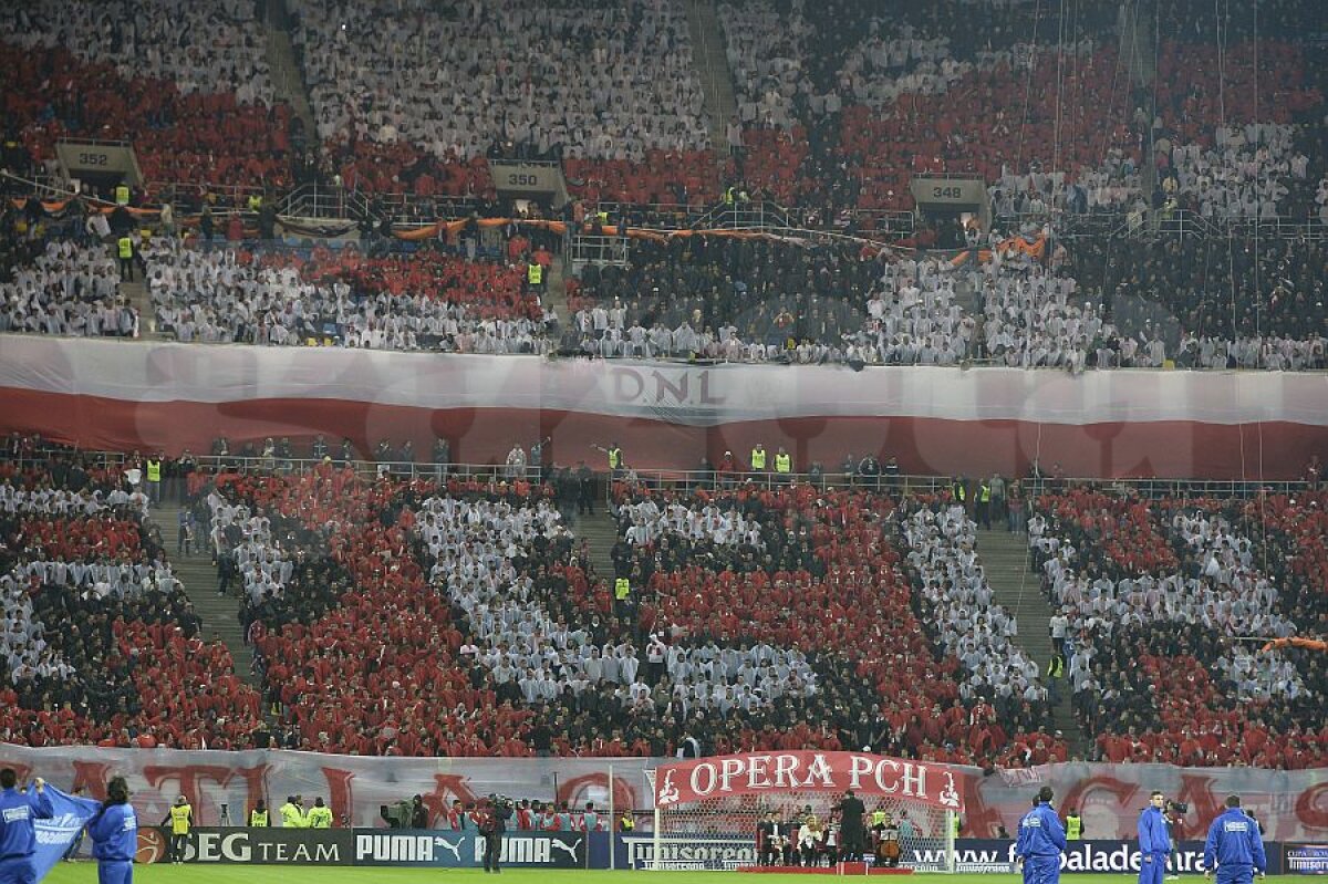 FOTO Spectacol pe Naţional Arena » Duel incendiar între galerii! Coregrafie unică a dinamoviştilor, răspunsul steliştilor