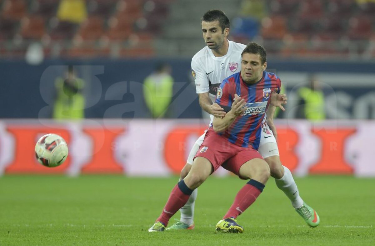 FOTO Fanii cîntă Bolero, jucătorii lui Stoican Marş Funebru » Dinamo - Steaua 1-1 (3-6) şi roş-albaştrii vor juca finala Cupei cu Astra