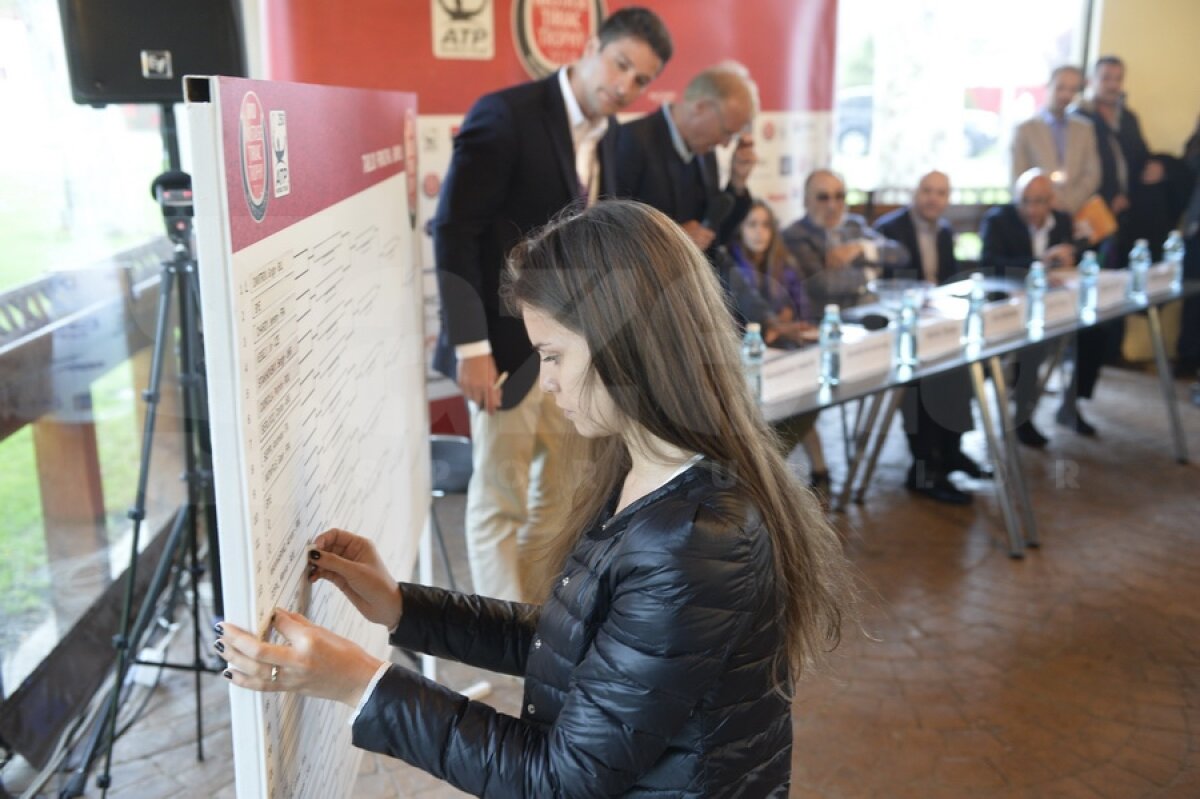 GALERIE FOTO Victor Hănescu îl va întîlni pe Dudi Sela, în primul tur la BRD Năstase Ţiriac Trophy! » Tabloul la dublu