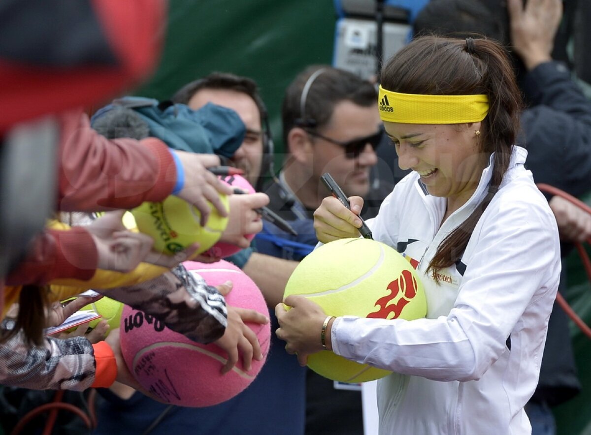 Revenire fantastică! » Sorana Cîrstea a învins-o pe Ana Ivanovici în Cupa Fed şi a adus primul punct României