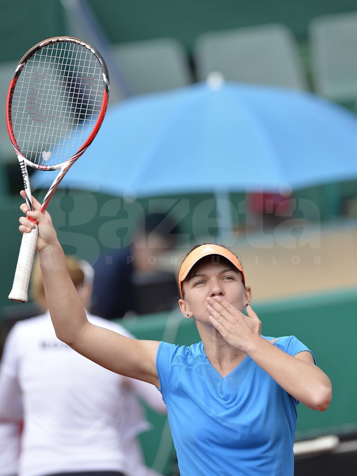 FOTO Bravo, fetelor! Sorana Cîrstea aduce al treilea punct cu Serbia şi califică România în Grupa Mondială II