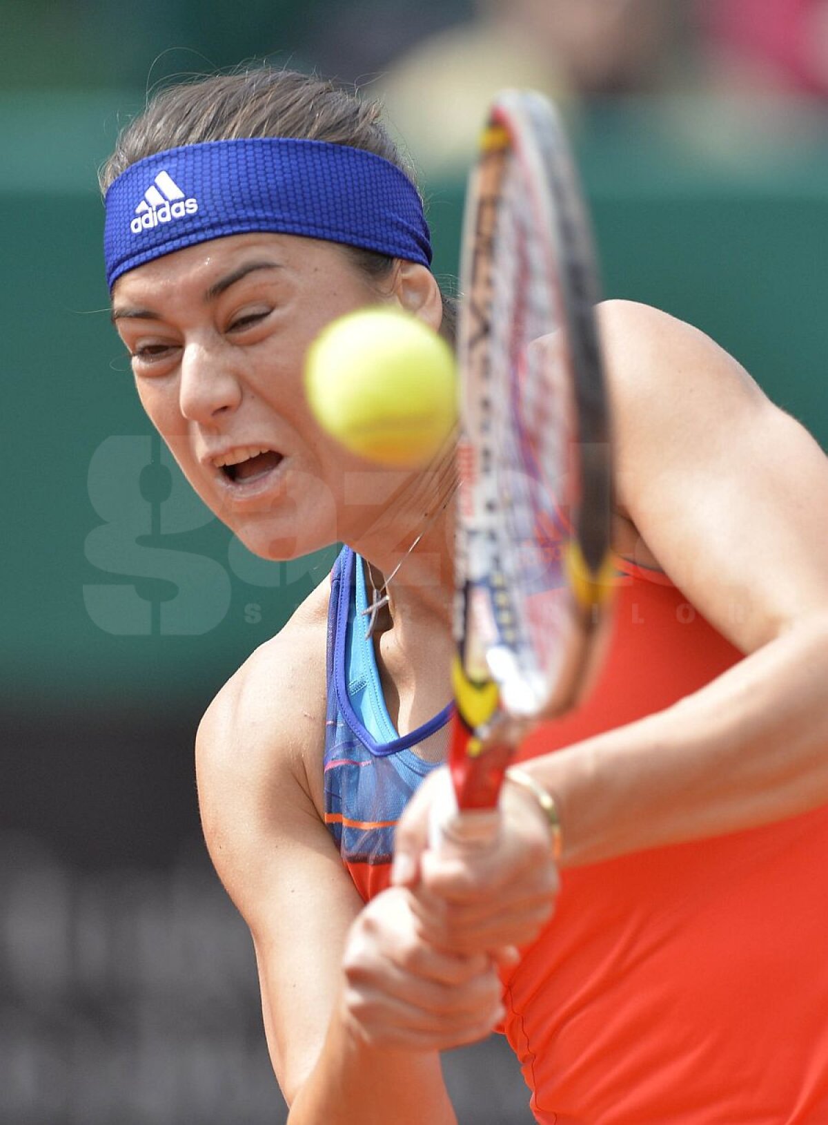 FOTO Bravo, fetelor! Sorana Cîrstea aduce al treilea punct cu Serbia şi califică România în Grupa Mondială II