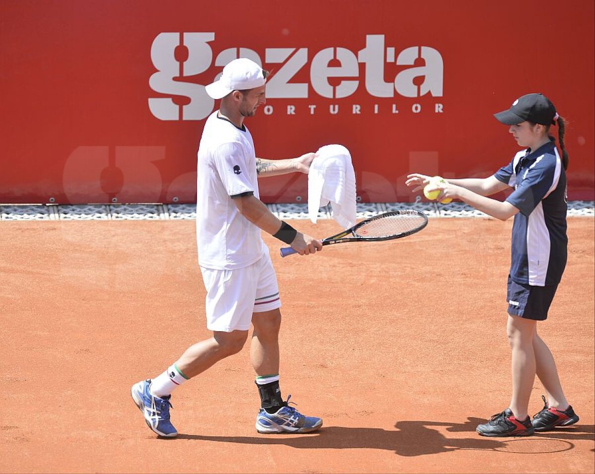 FOTO Încă un român la start » Adrian Ungur s-a calificat pe tabloul principal la BRD Năstase-Ţiriac Trophy