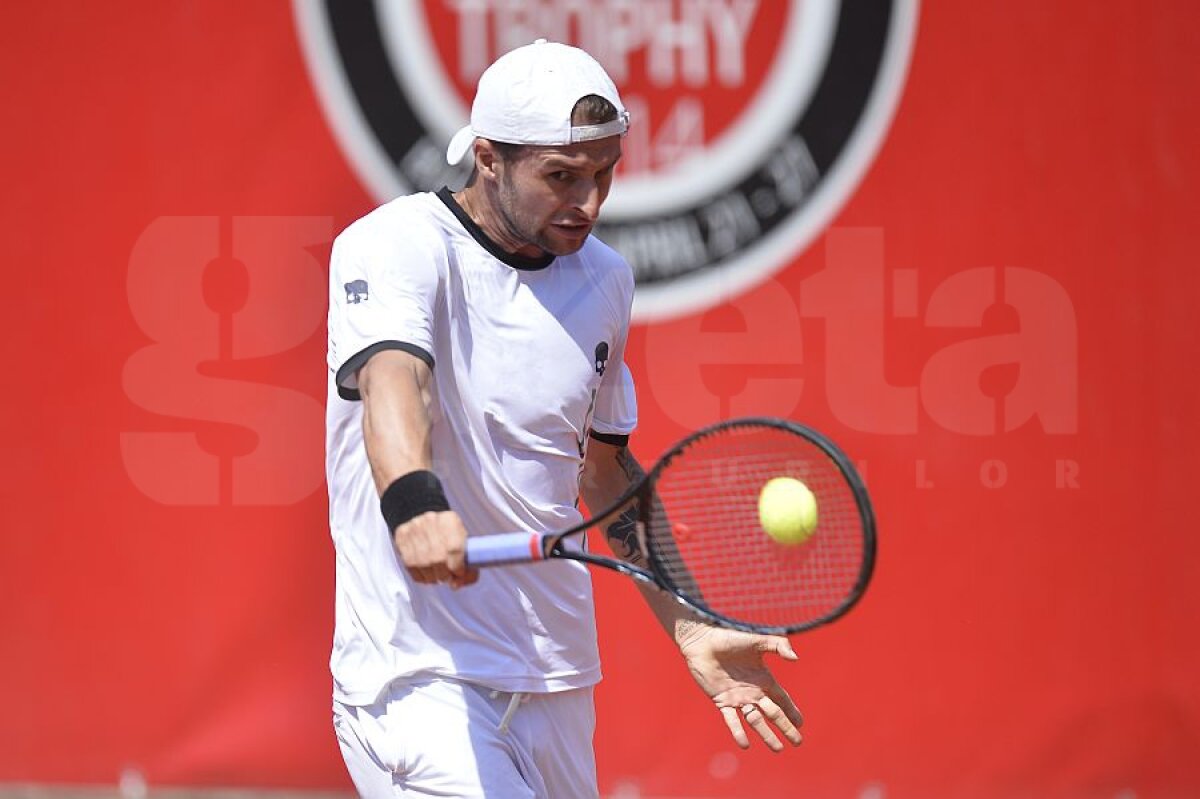 FOTO Încă un român la start » Adrian Ungur s-a calificat pe tabloul principal la BRD Năstase-Ţiriac Trophy