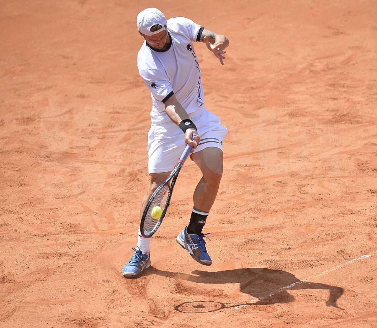 FOTO Încă un român la start » Adrian Ungur s-a calificat pe tabloul principal la BRD Năstase-Ţiriac Trophy