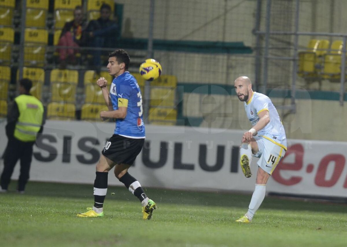 FOTO şi VIDEO Puştii lui Hagi, puşi la colţ » Steaua n-a avut milă şi a zdrobit-o pe Viitorul, scor 3-0