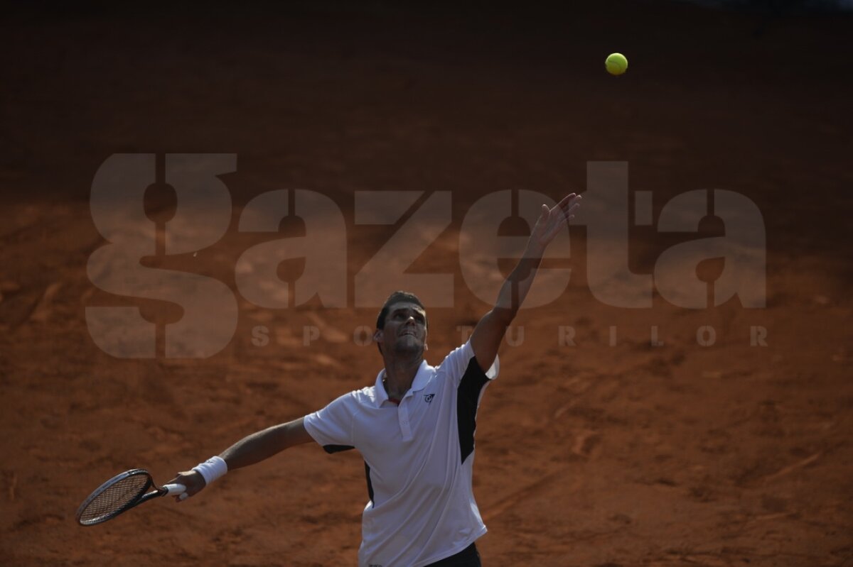 GALERIE FOTO 3 din 3! » Victor Hănescu, Marius Copil şi Adrian Ungur s-au calificat în turul doi la BRD Năstase-Ţiriac Trophy