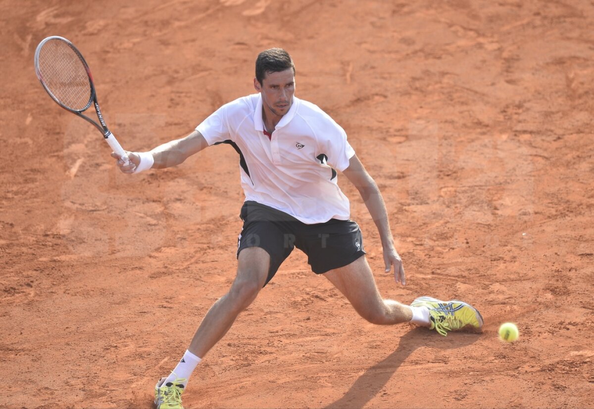 GALERIE FOTO 3 din 3! » Victor Hănescu, Marius Copil şi Adrian Ungur s-au calificat în turul doi la BRD Năstase-Ţiriac Trophy