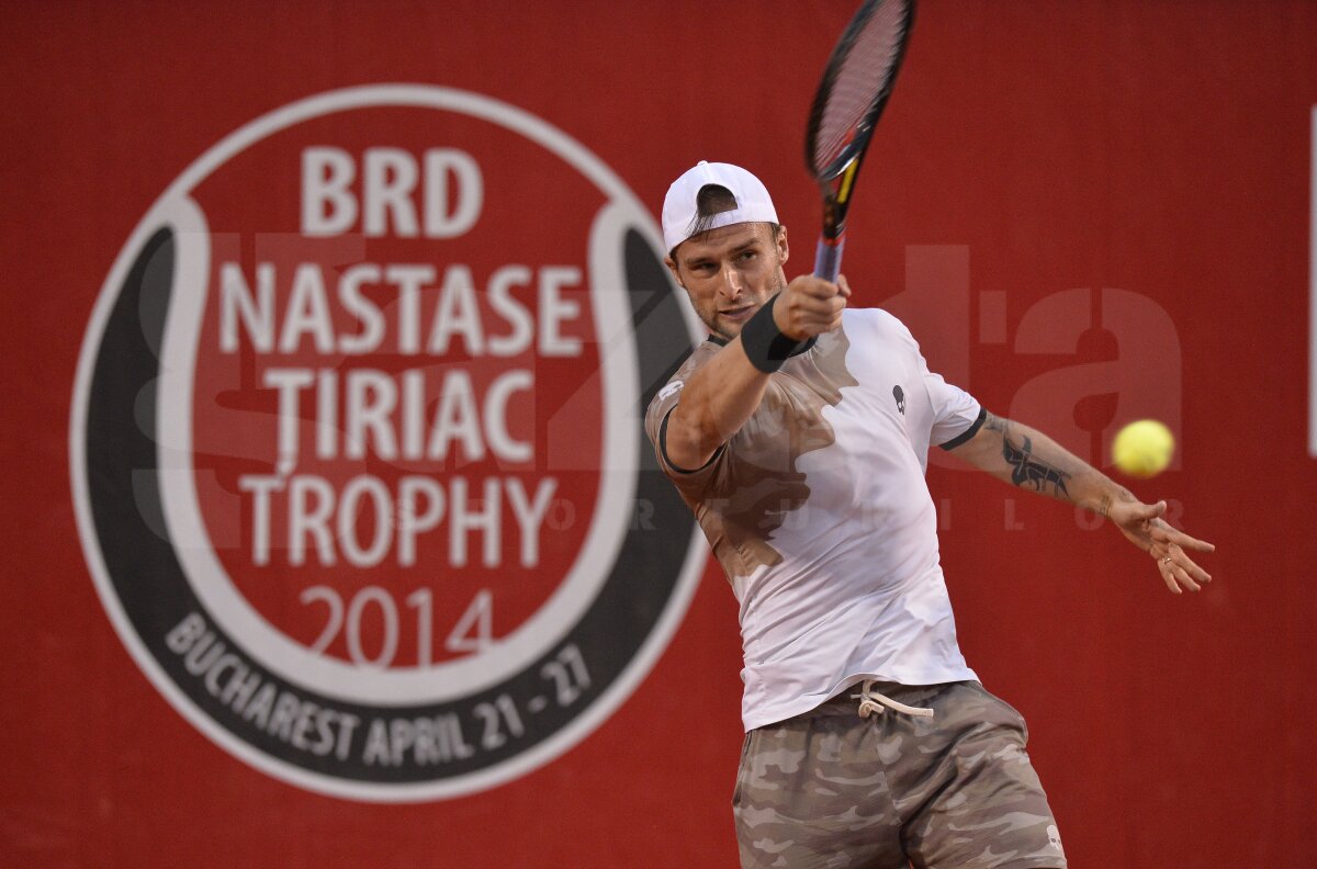 GALERIE FOTO 3 din 3! » Victor Hănescu, Marius Copil şi Adrian Ungur s-au calificat în turul doi la BRD Năstase-Ţiriac Trophy
