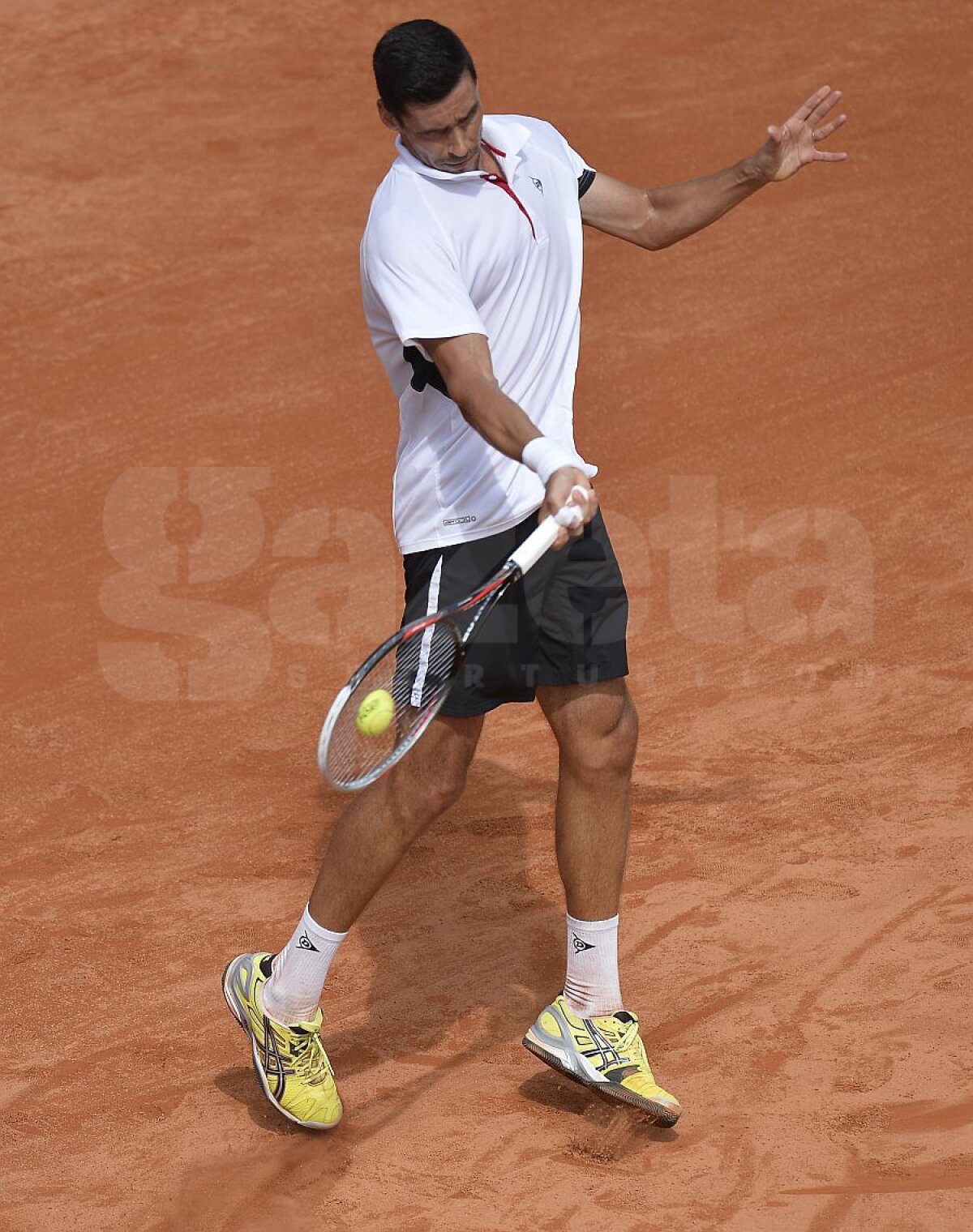 FOTO Déjà vu » Victor Hănescu a fost învins de Gilles Simon în turul doi la BRD Năstase-Ţiriac Trophy