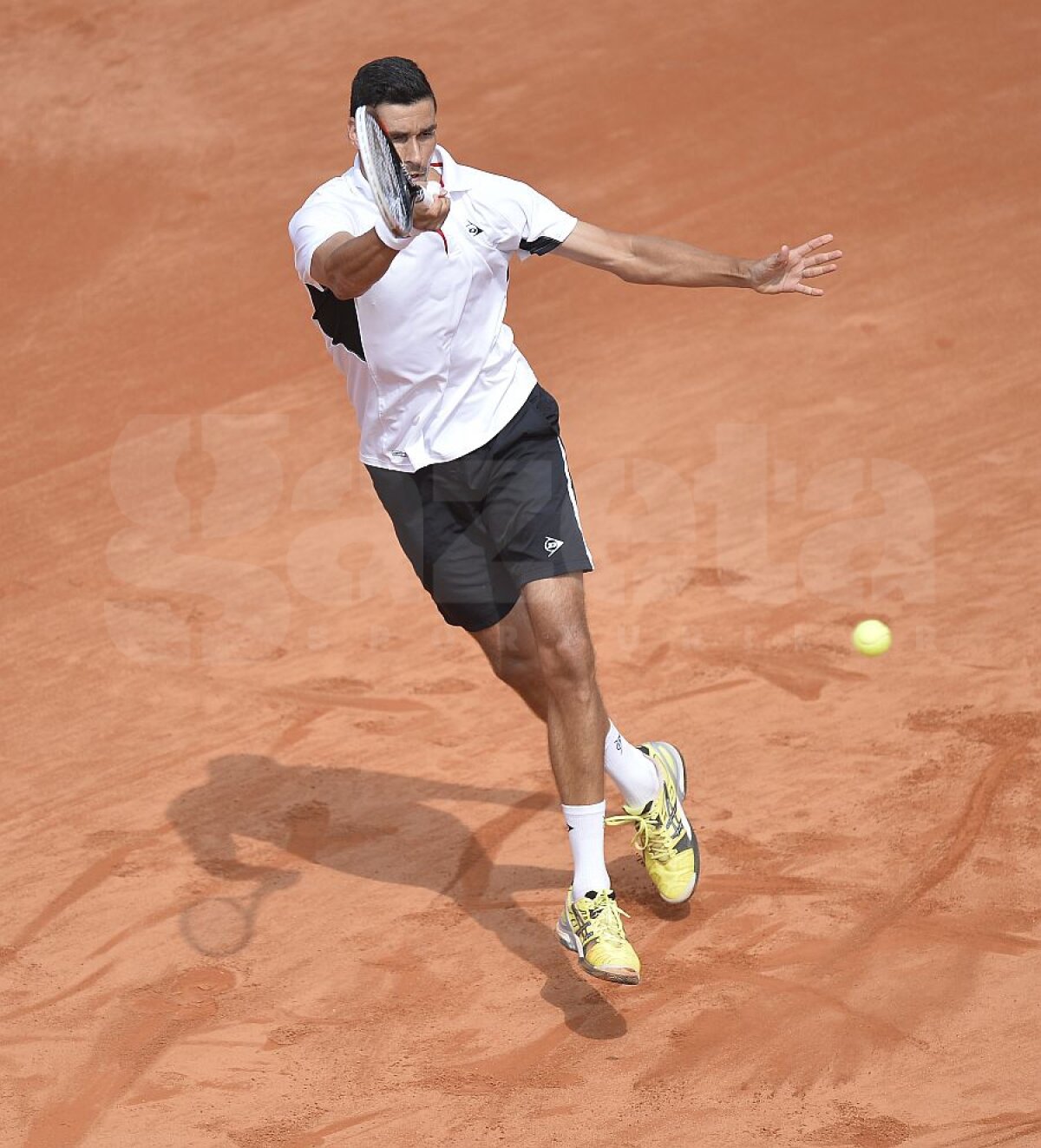 FOTO Déjà vu » Victor Hănescu a fost învins de Gilles Simon în turul doi la BRD Năstase-Ţiriac Trophy