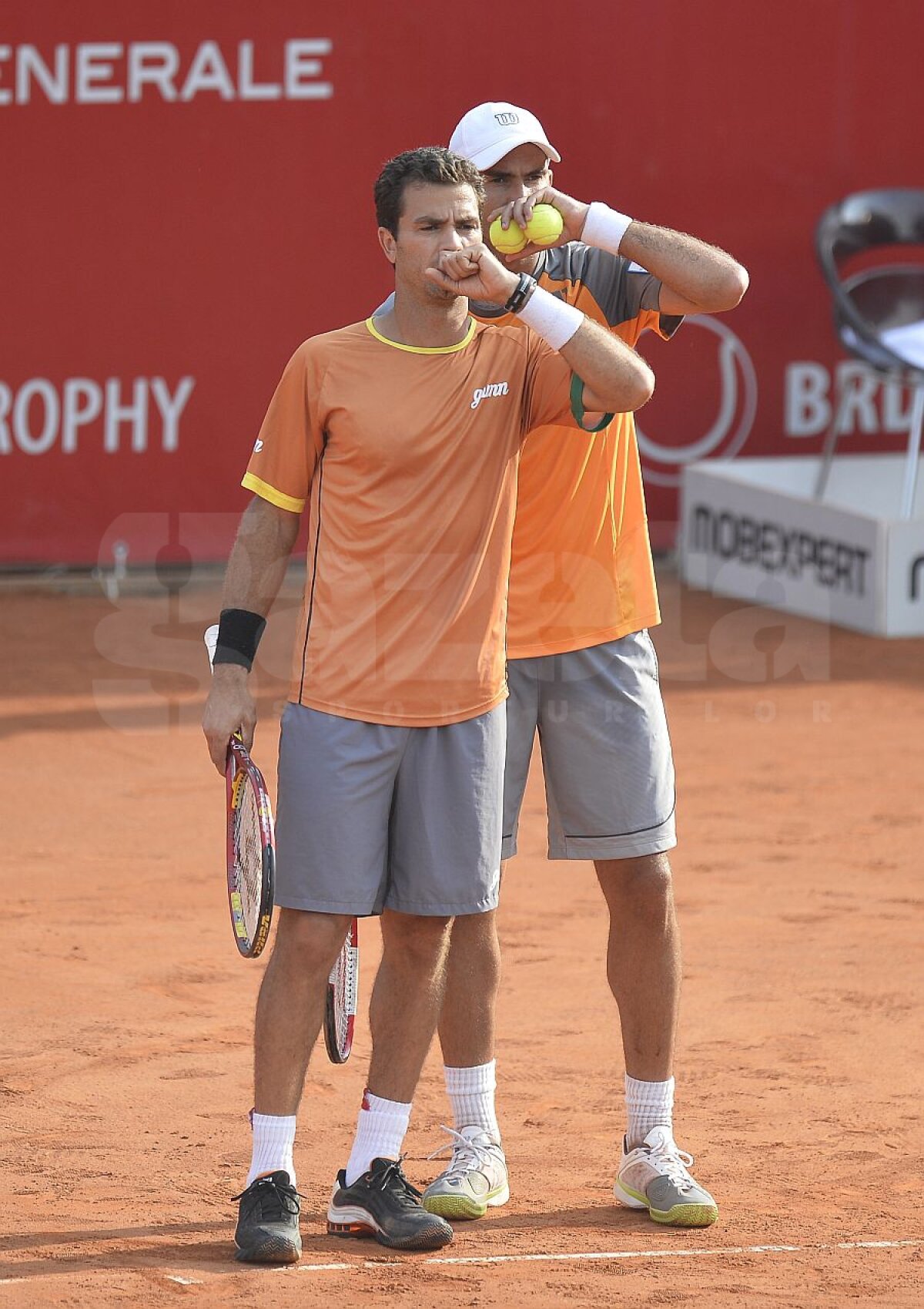 FOTO Debut fulger » Horia Tecău şi Jean-Julien Rojer s-au calificat în sferturi la BRD Năstase-Ţiriac Trophy