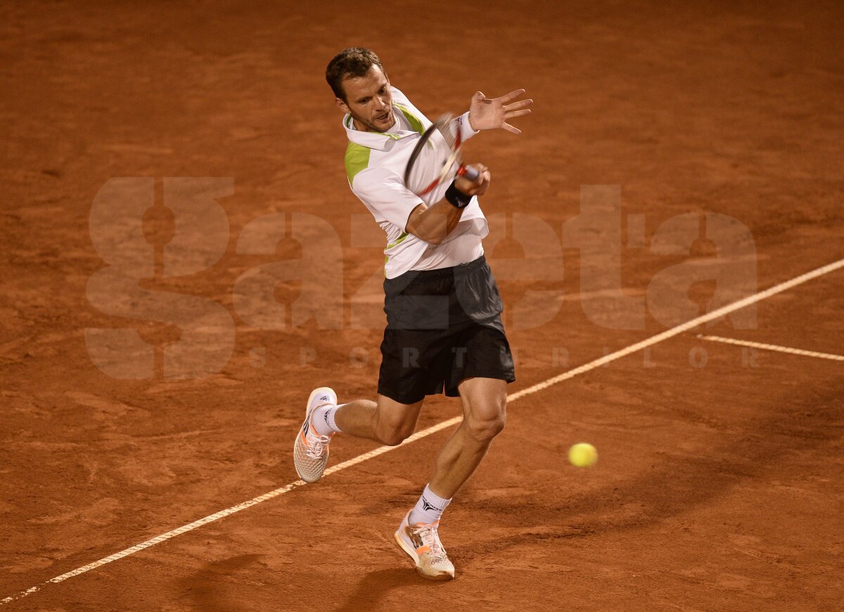 FOTO Înfrîngere în noapte » Marius Copil a fost învins de Paul-Henri Mathieu în turul doi la BRD Năstase-Ţiriac Trophy