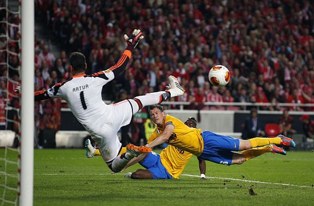 VIDEO + FOTO Victorie pe final pentru Benfica! Juve în pericol să rateze finala » Sevilla cîştigă duelul spaniol cu Valencia