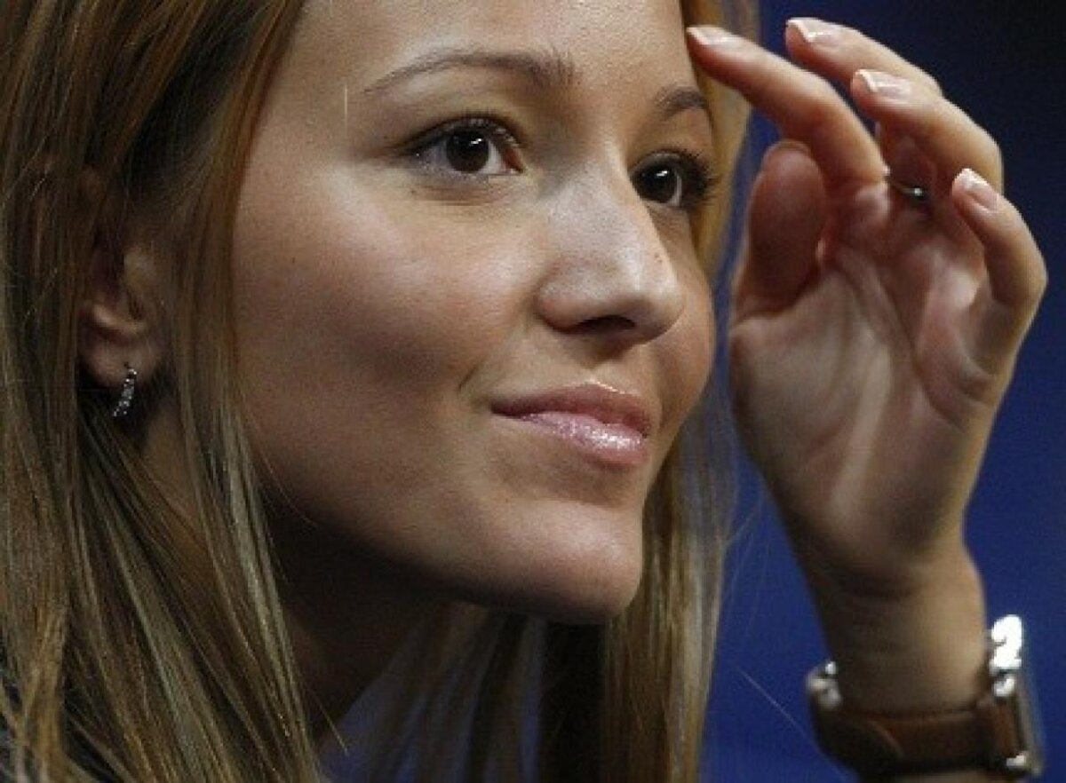 FOTO Novak Djokovici va fi tată! » Frumoasa Jelena Ristici este însărcinată