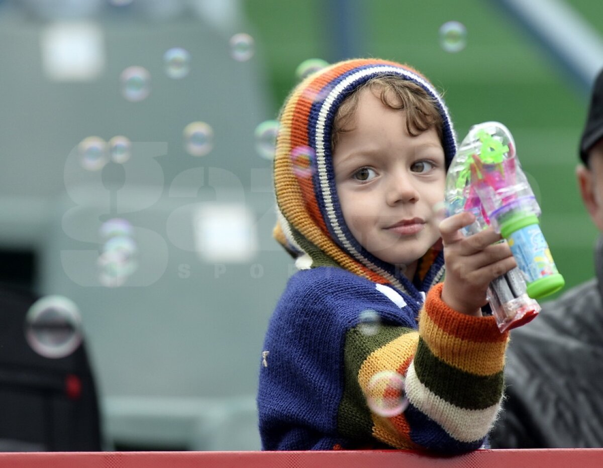 GALERIE FOTO 20 de imagini spectaculoase surprinse de fotoreporterul GSP, la BRD Năstase-Ţiriac!