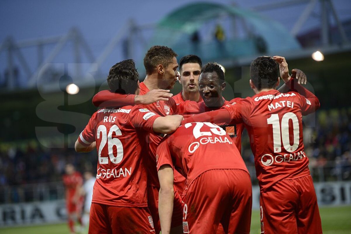VIDEO+FOTO Dinamo se desprinde spre Europa » 3-1 cu Chiajna şi 4 puncte avans faţă de FC Vaslui