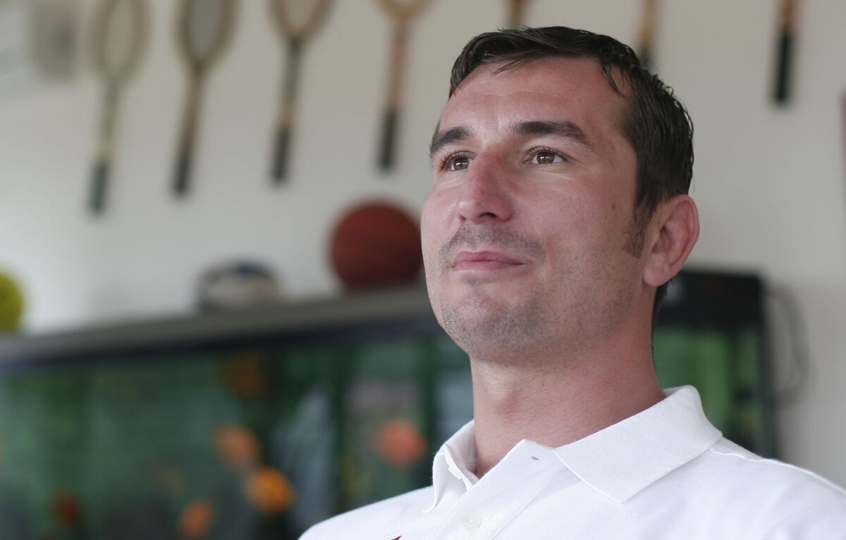 Presiuni, politică şi ambiţii » Marţi este ultima zi de depunere a candidaturilor la şefia COSR