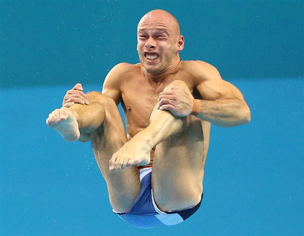 "Feţe-feţe" în sportul internaţional! 15 fotografii cu diferite figuri care mai de care mai ciudate