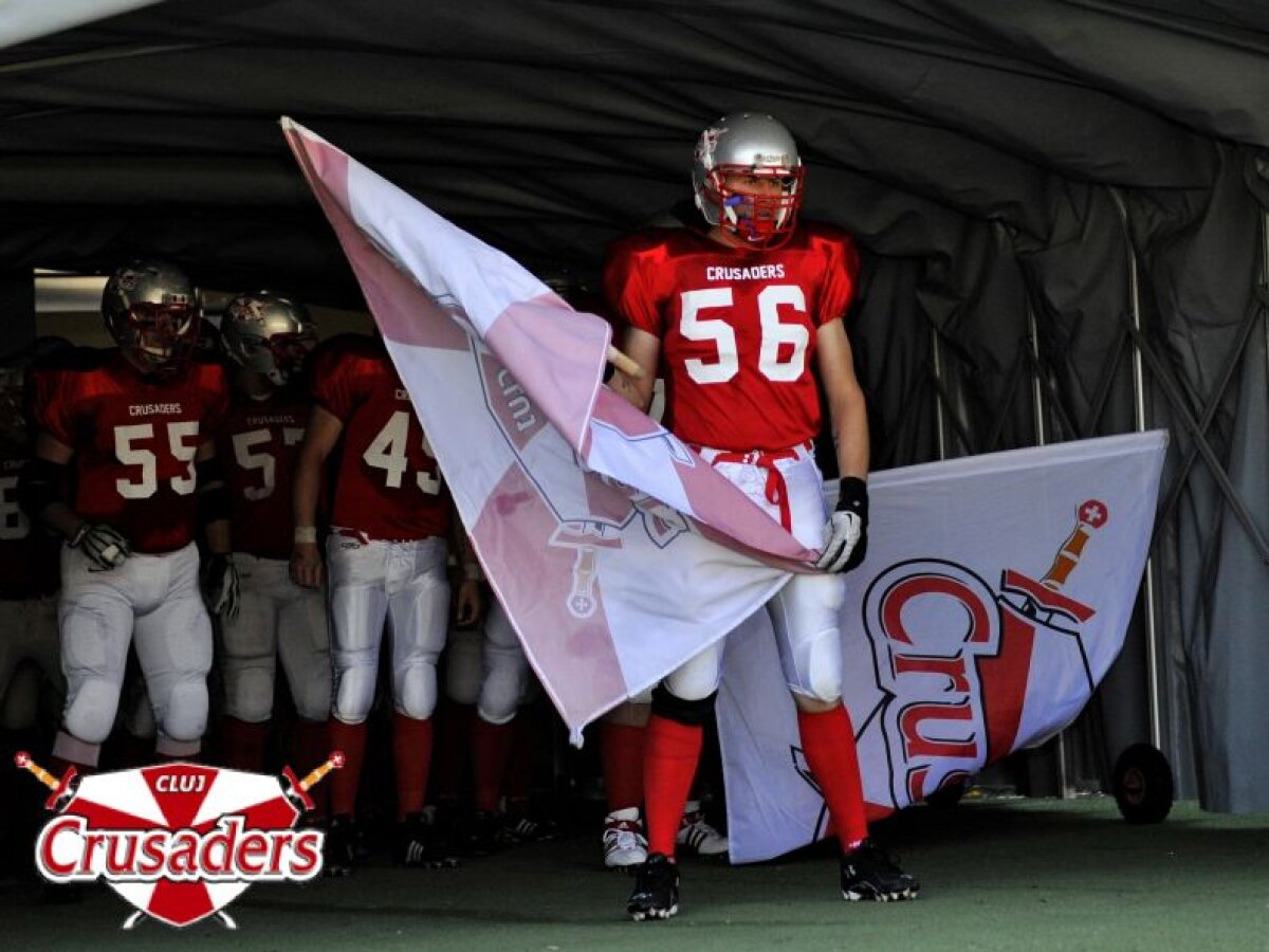 A început Campionatul Naţional de Fotbal American!