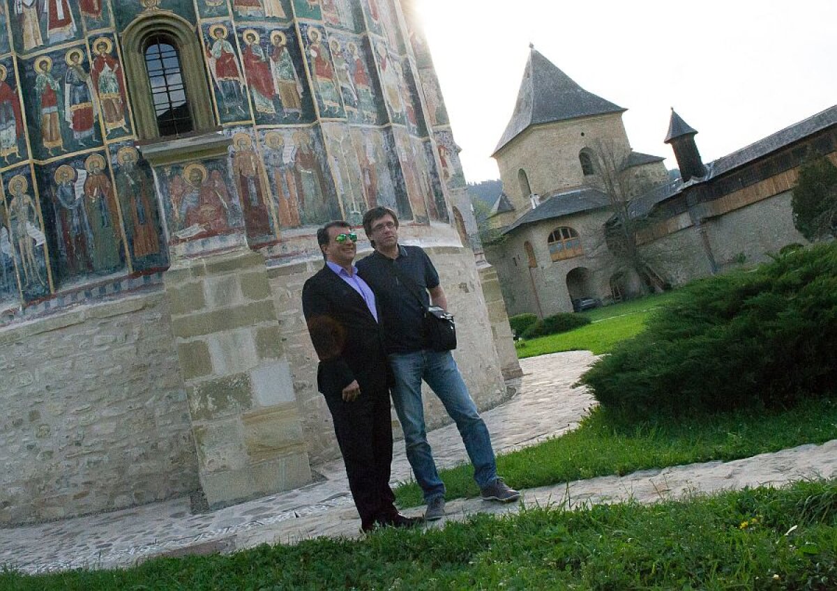 Joan Laporta descoperă Bucovina » Fostul preşedinte al Barcelonei din momentele de apogeu a făcut o vizită privată în nordul Moldovei